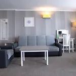 Niedzwiadek Hotel