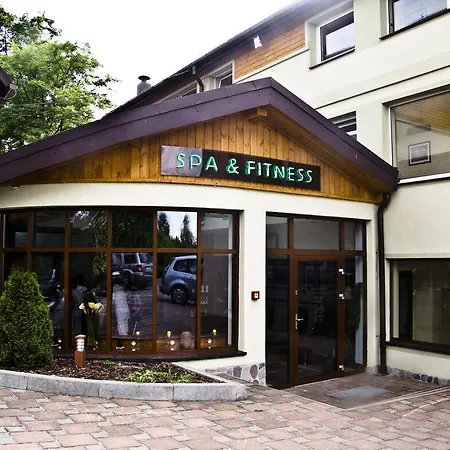 Niedzwiadek Hotel 3*