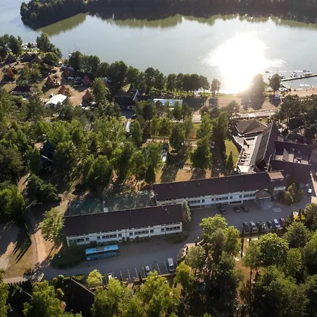 Niedzwiadek Hotel