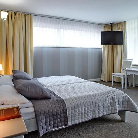 Hotell Niedzwiadek 3*